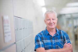 Dr. Christopher Overall receives 2022 John McNeill Excellence in Health Research Mentorship Award