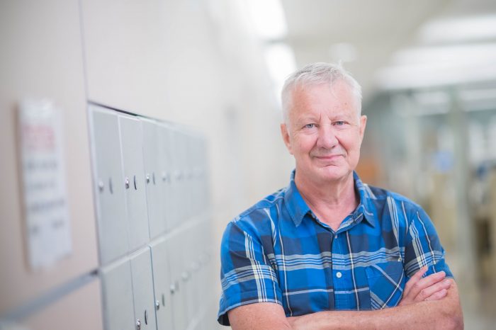 Dr. Chris Overall